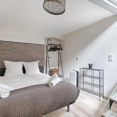 Montmartre Sacre Coeur Superb Duplex * باريس