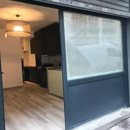 Montmartre Sacre Coeur Superb Duplex Апартаменты *
